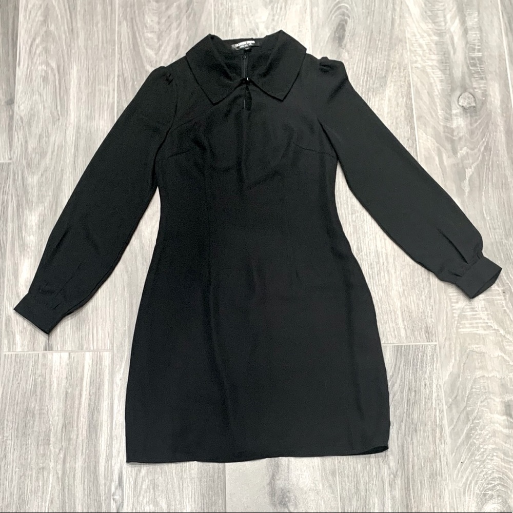 Black collar keyhole dress- XS